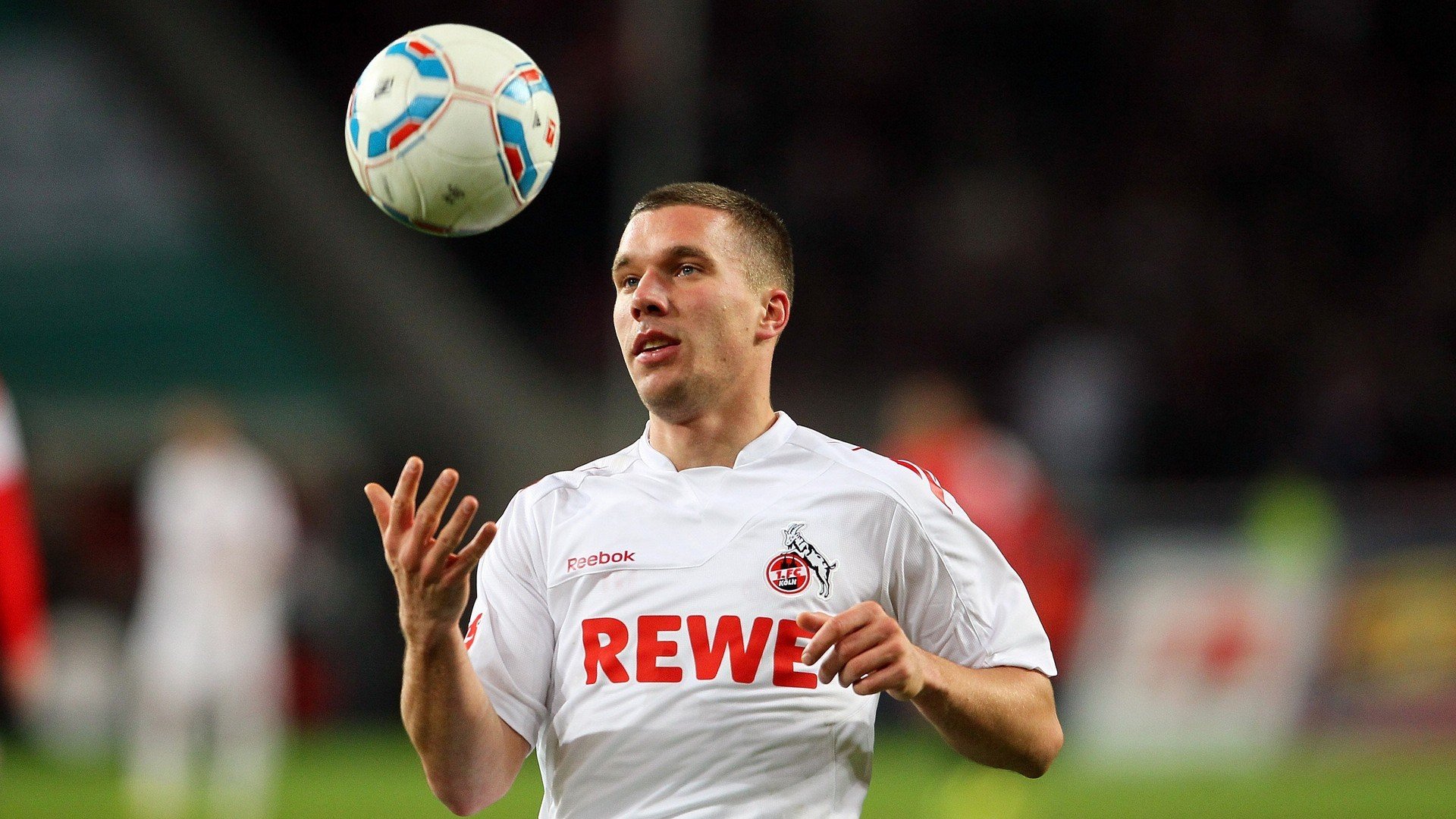 全国羽毛球锦标赛圆满落幕,新锐选手表现抢眼